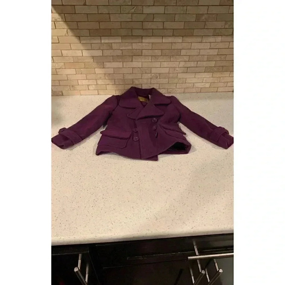 3t guess coat‎ - Picture 1 of 6